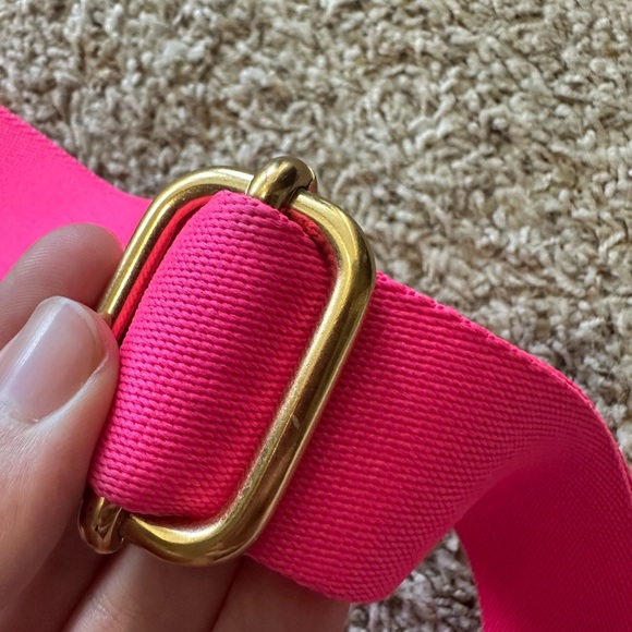 Marc Jacobs Vibrant Pink Floral Laptop Bag with Yellow Polyester Fiber Interior - Picture 5 of 13